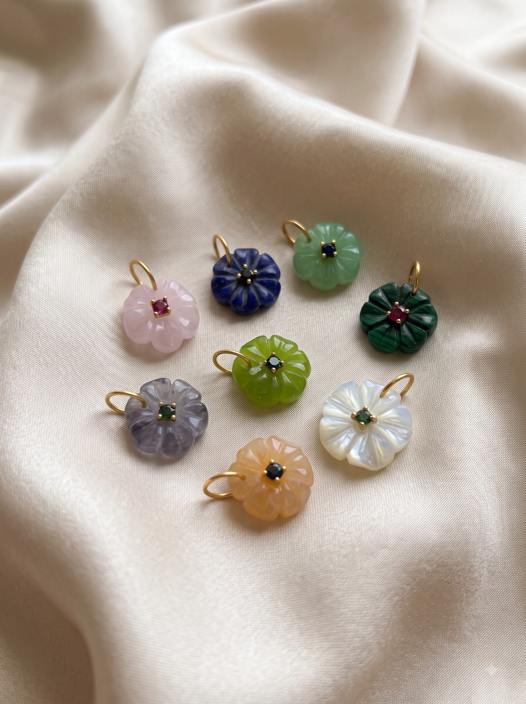 carving stone flower pendent 18mm size with center CZ and 18K golf filled