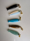 Long stone fish in 5 stone types